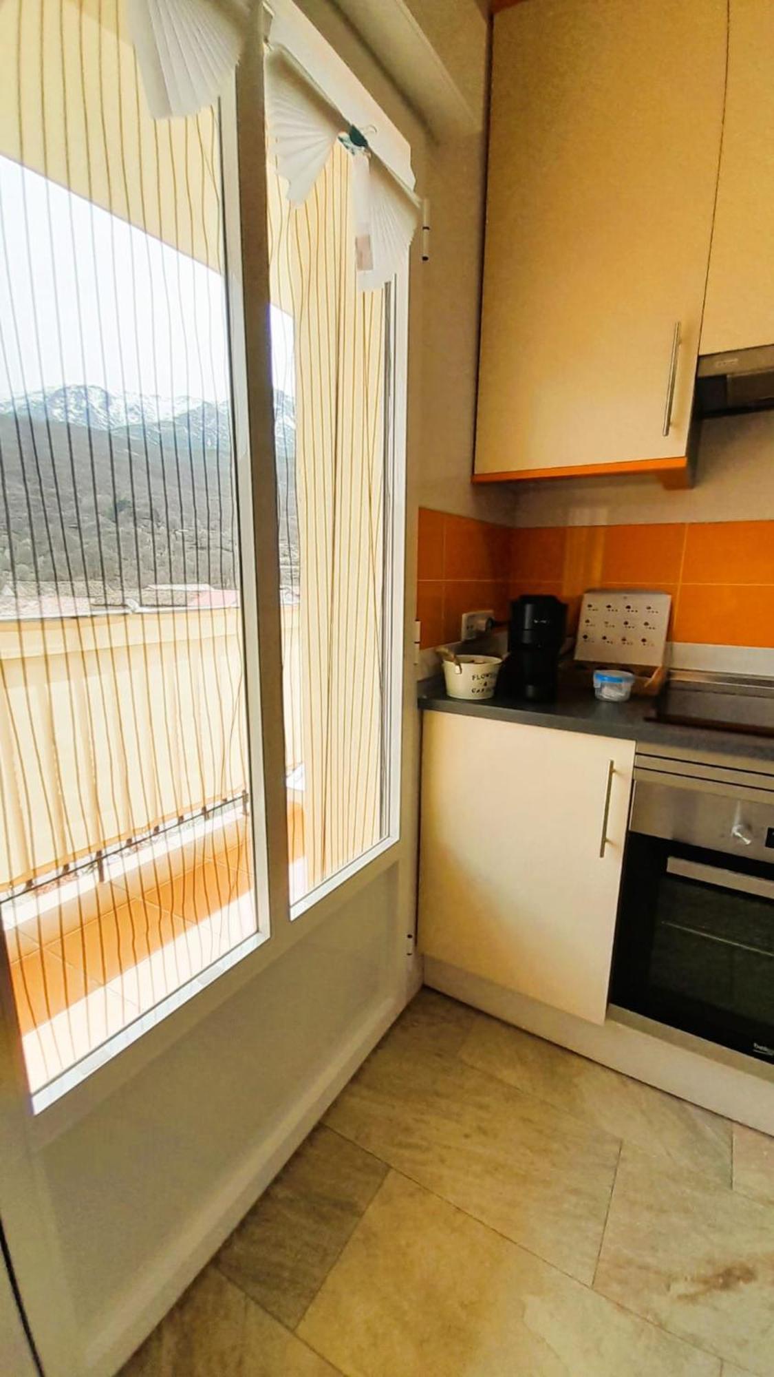 Apartamento La Casona Serranillos Exterior foto